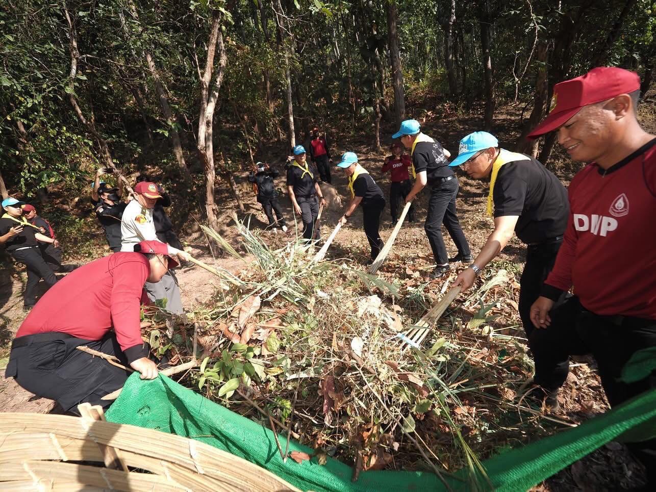 title - ร่วมกิจกรรมจิตอาสาพัฒนา เนื่องในวันคล้ายวันพระบรมราชสมภพ พระบาทสมเด็จพระพุทธเลิศหล้านภาลัย และกิจกรรมรณรงค์ป้องกันและแก้ไขปัญหาไฟป่า หมอกควัน และฝุ่นละออง จังหวัดแม่ฮ่องสอน ประจำปีงบประมาณ พ.ศ. 2569